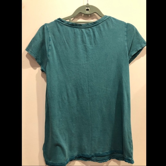 Turquoise t-shirt with scoop neck - Picture 2 of 3